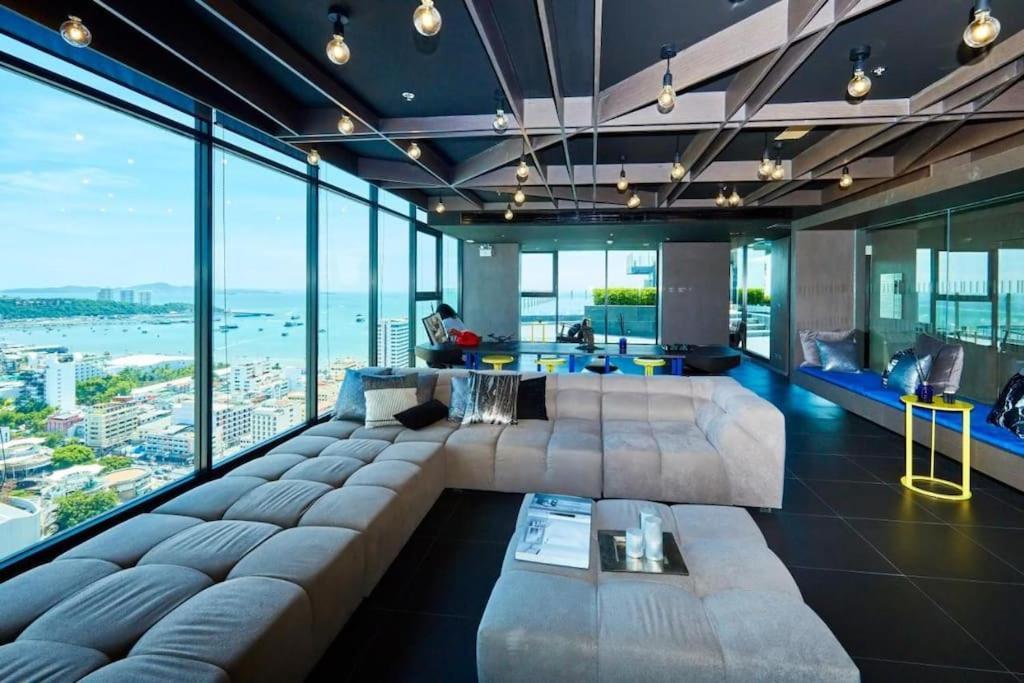 Sea View 2 Bed At Great Location Appartement